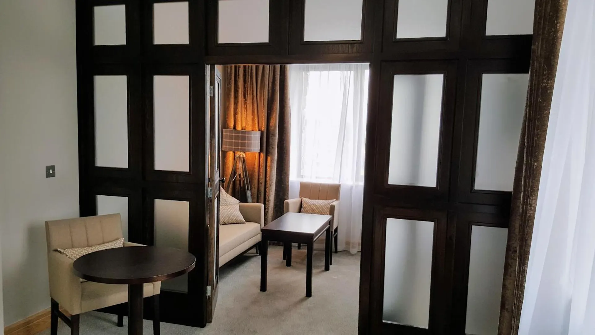 Menlo Park Hotel Galway