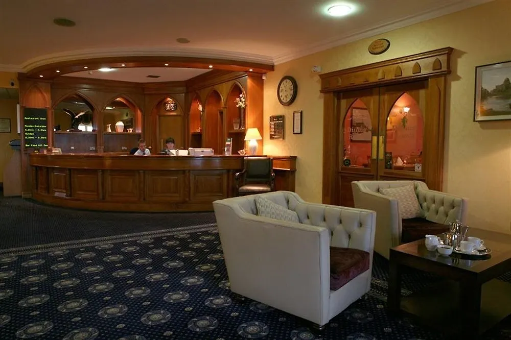 Menlo Park Hotel Galway 4*,  Irlanda