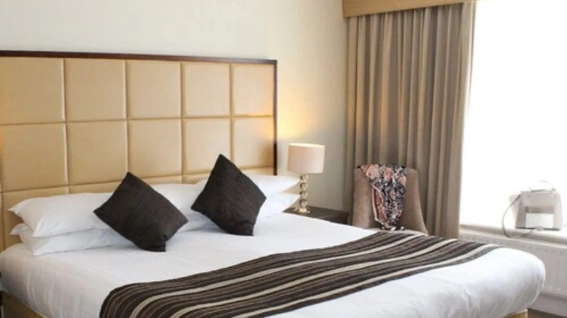 Menlo Park Hotel Galway
