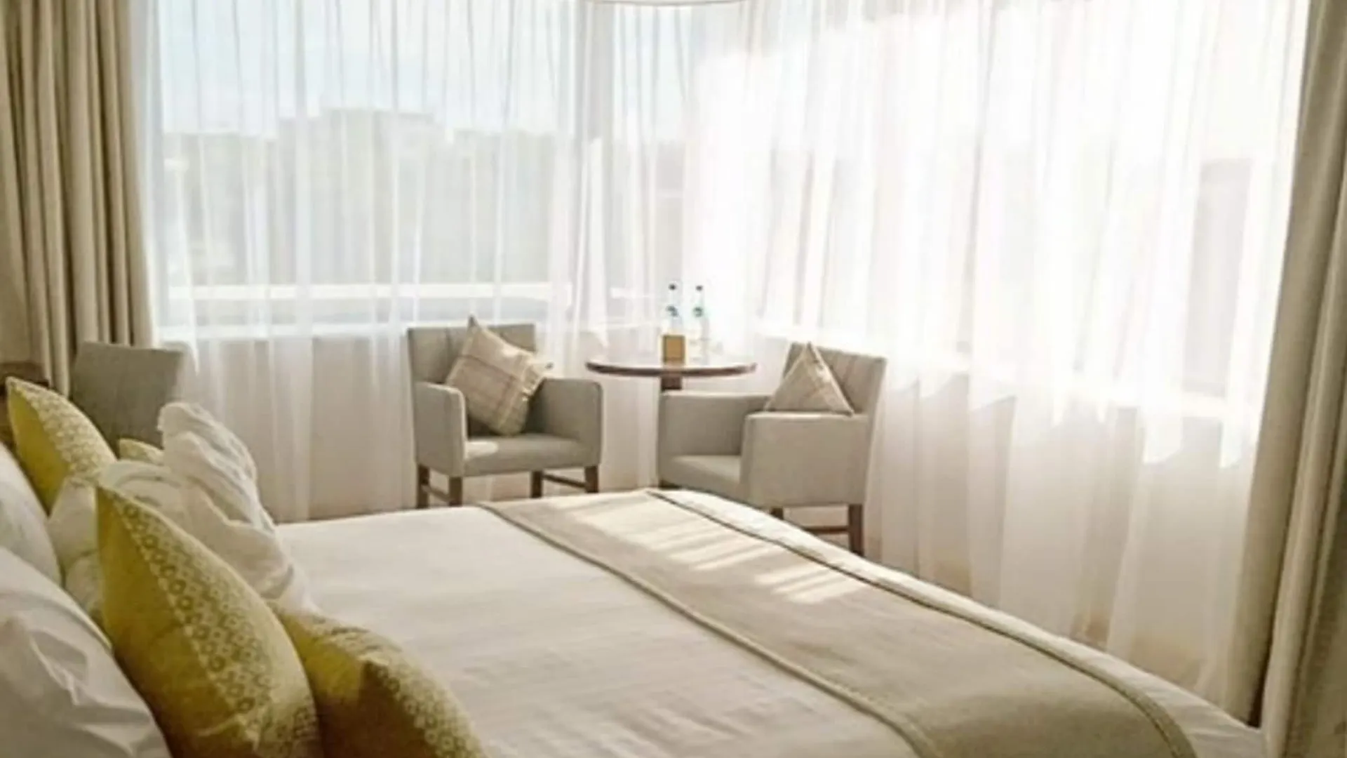 Menlo Park Hotel Galway